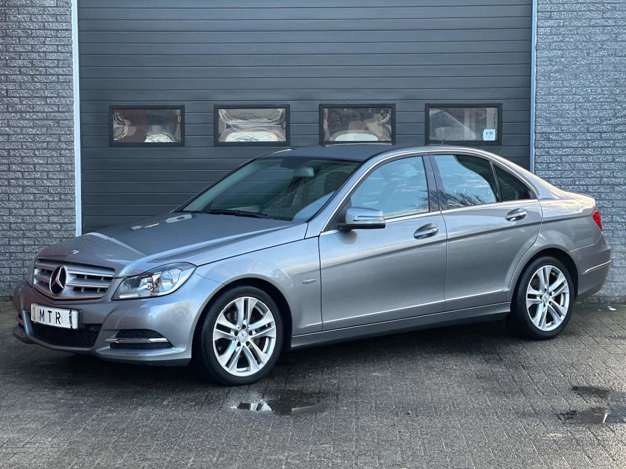 Mercedes-Benz C-klasse - 180 Avantgarde AUT|APK - AutoWereld.nl