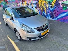 Opel Corsa - 1.3 CDTi EcoFlex S/S '111' Edition. Speciale uitvoering met airco geheel onderhouden tot a