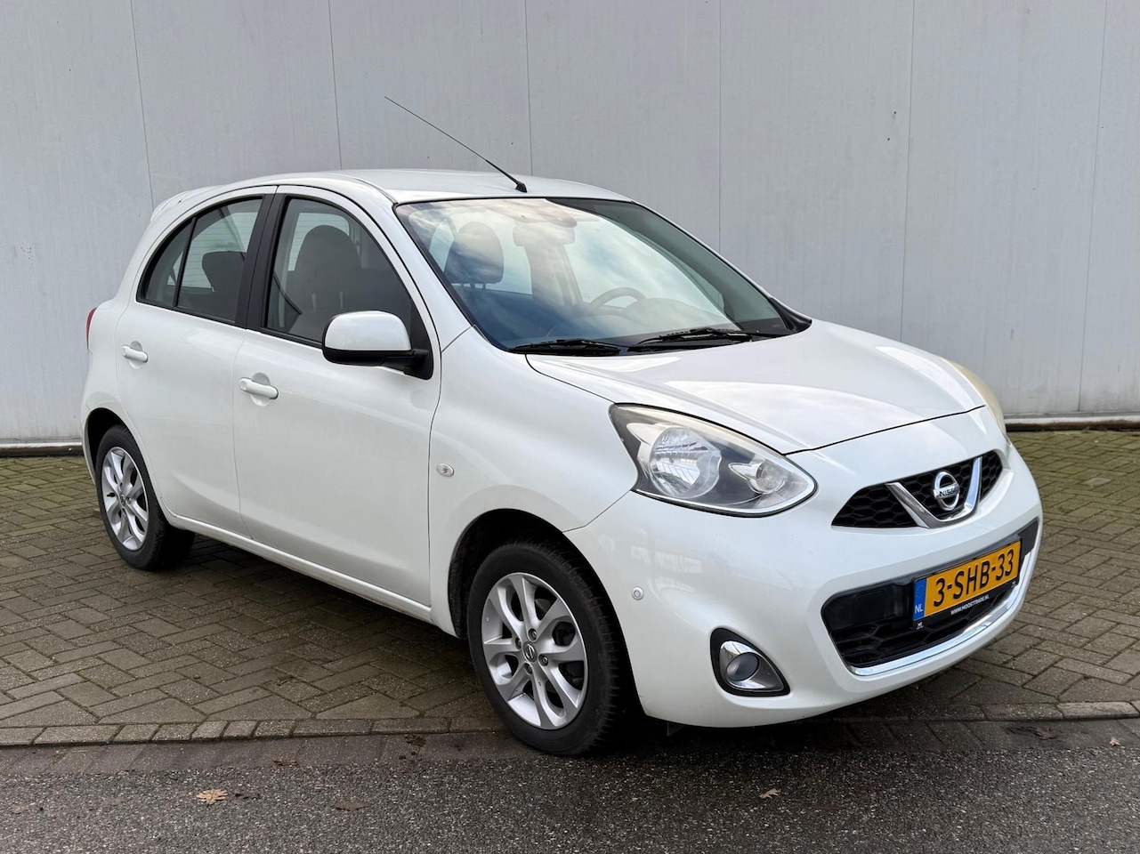Nissan Micra - 1.2 DIG-S Connect Edition Automaat / Navi / Parkeersensoren / VERSNELLINGSBAKSTORING - AutoWereld.nl
