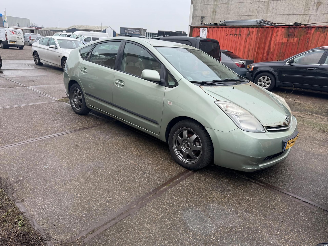 Toyota Prius - 1.5 VVT-i Comfort HYBRYDE ACCU DEFECT !!!! - AutoWereld.nl