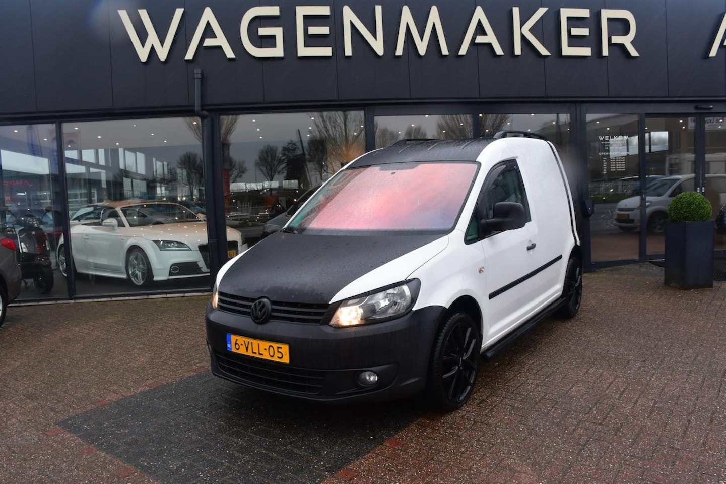 Volkswagen Caddy - 1.6 TDI Airco|Cruise|NAVI|Carplay|Trekhaak - AutoWereld.nl