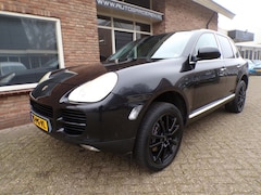 Porsche Cayenne - 3.2 Automaat / Leder
