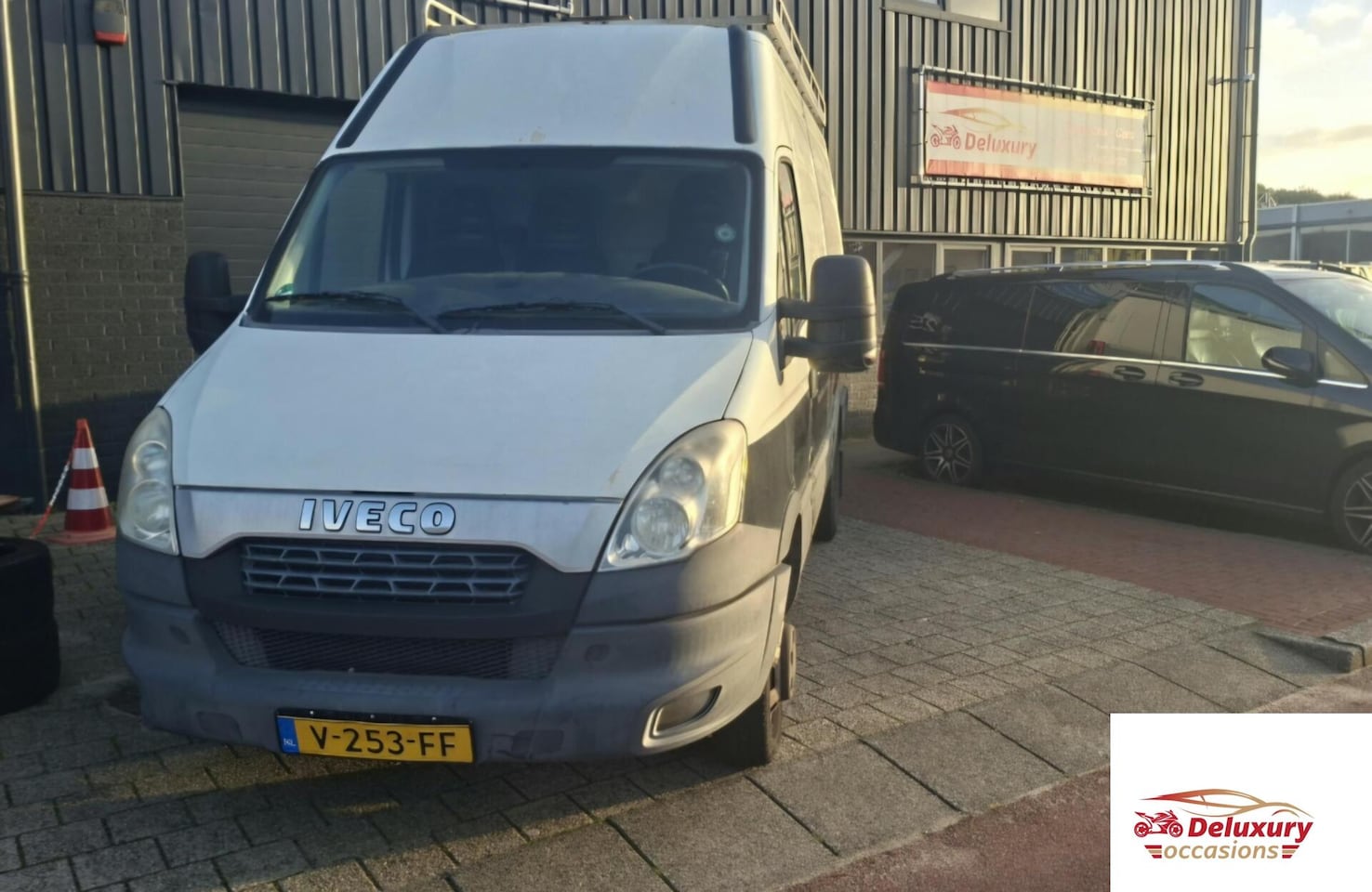 Iveco Daily - 40C13V 330 H3 126 PK |Dubbel achterwielen - AutoWereld.nl