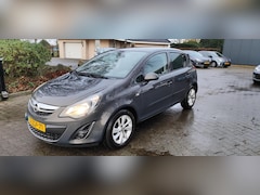 Opel Corsa - 1.4-16V Design Edition bj 2015 airco