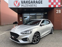 Ford Focus - 1.0 ST-Line EcoBoost // TREKHAAK // LED // KEYLESS // NAVI+CARPLAY // CAMERA+SENSOREN // C