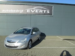 Opel Astra Sports Tourer - 1.4 Turbo Edition Apk 22.10.2027 deze zeer nette auto nu scherpe prijs inclusief nieuwe ko