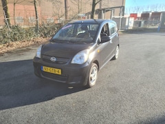 Daihatsu Cuore - 1.0 Trend LEUKE AUTO RIJDT EN SCHAKELT GOED
