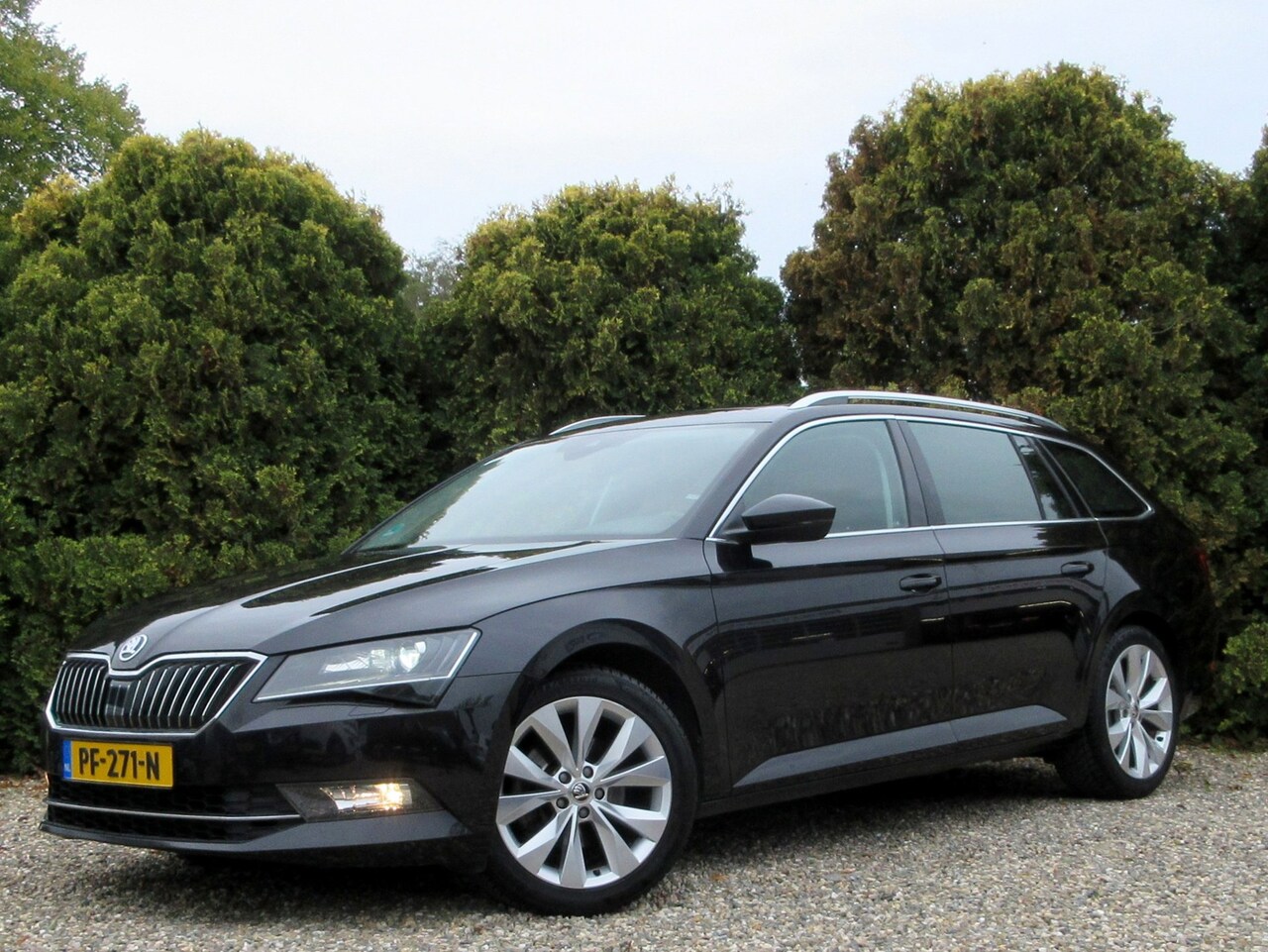 Skoda Superb Combi - 1.4 TSI ACT Automaat * Leder * Trekhaak * - AutoWereld.nl