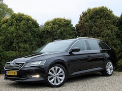 Skoda Superb Combi - 1.4 TSI ACT Automaat * Leder * Trekhaak