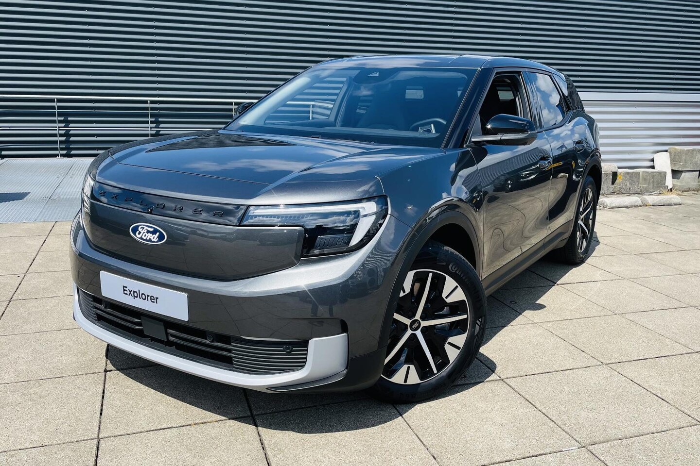 Ford Explorer - Select Extended Range RWD 79 kWh Nieuw Te Bestellen! - AutoWereld.nl