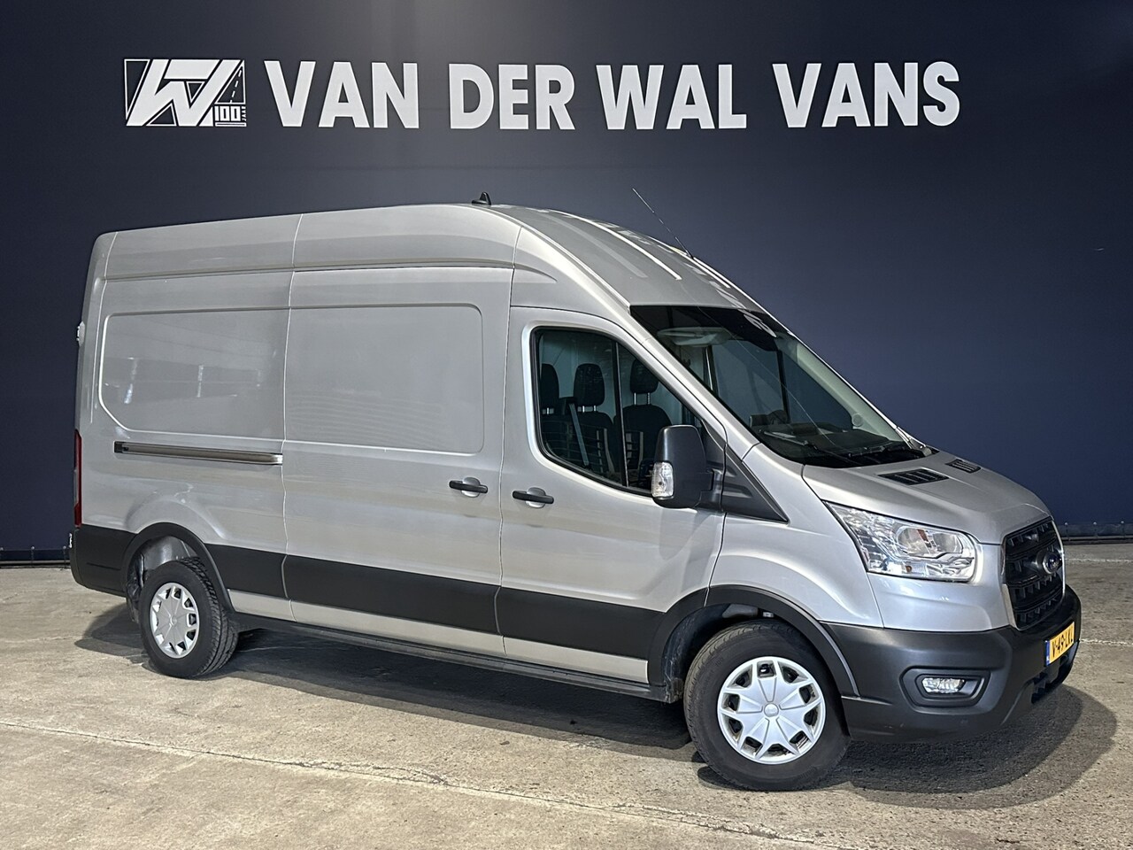 Ford Transit - 2.0 TDCI 170pk L3H3 Euro6 Airco | Navigatie | 2500kg Trekhaak | Cruisecontrol Verwarmde vo - AutoWereld.nl