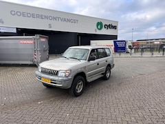 Toyota Land Cruiser 90 - 3.0 TD Airco.Airco.4X4.7Persoons.Handgeschakeld.Manual