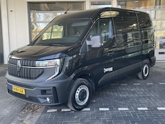 Renault Master E-Tech - T35 L2H2 Advance long range 87 kWh Navi | Clima | Camera | houten vloer in laadruimte |