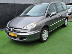 Peugeot 807 - 2.0 8P 8 PERSOONS