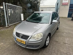 Volkswagen Polo - 1.4-16V Comfortline, Airco, APK 08/27