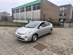Toyota Prius - 1.5 VVT-i Tech Edition Navi.Camera.Airco