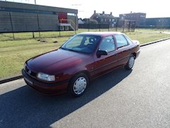 Opel Vectra - 1.8i GL Automaat