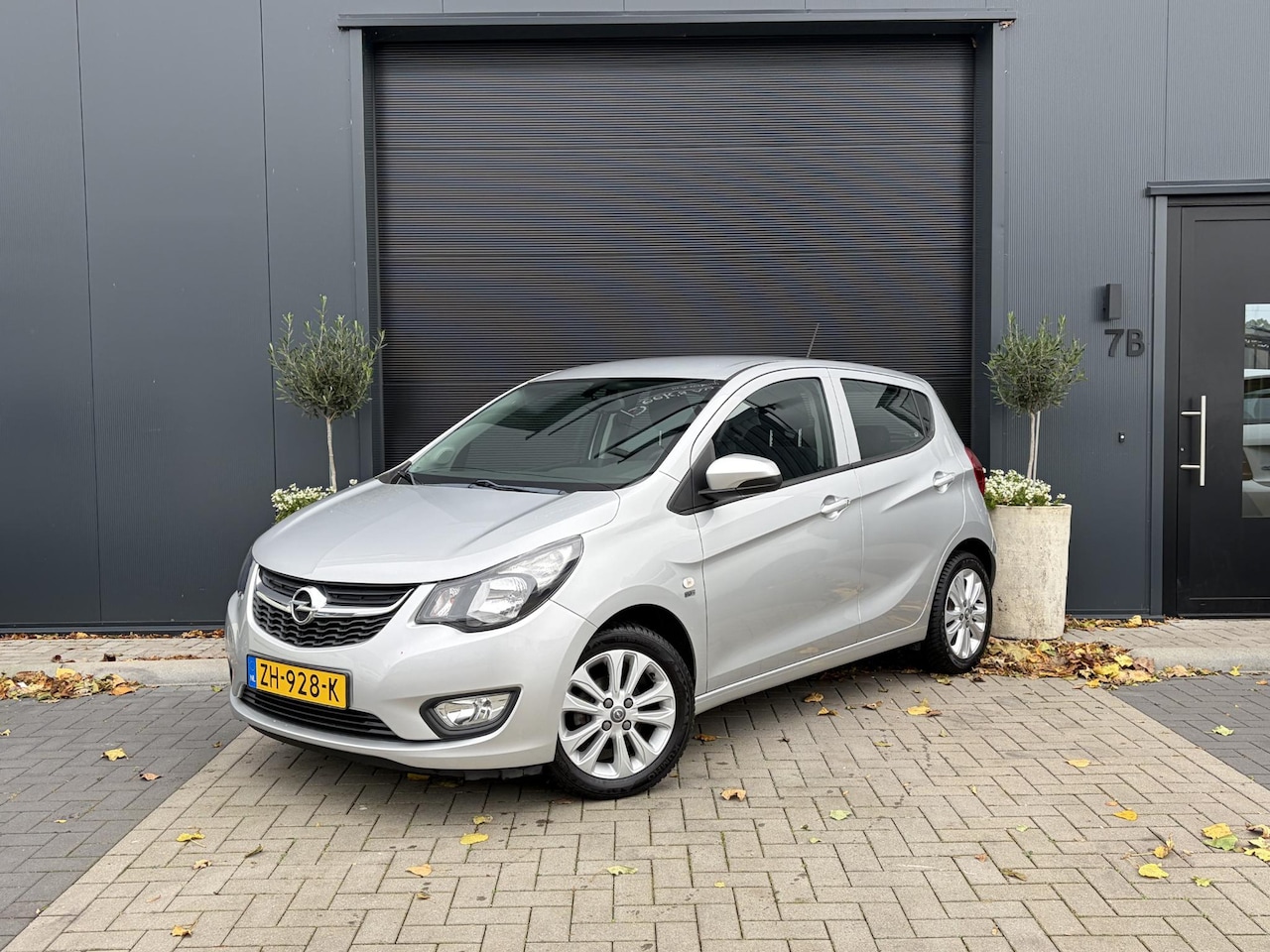 Opel Karl - 1.0 ecoFLEX 120 Jaar Edition | Airco | Cruise | Elektrische ramen | Parkeersensoren | Lich - AutoWereld.nl