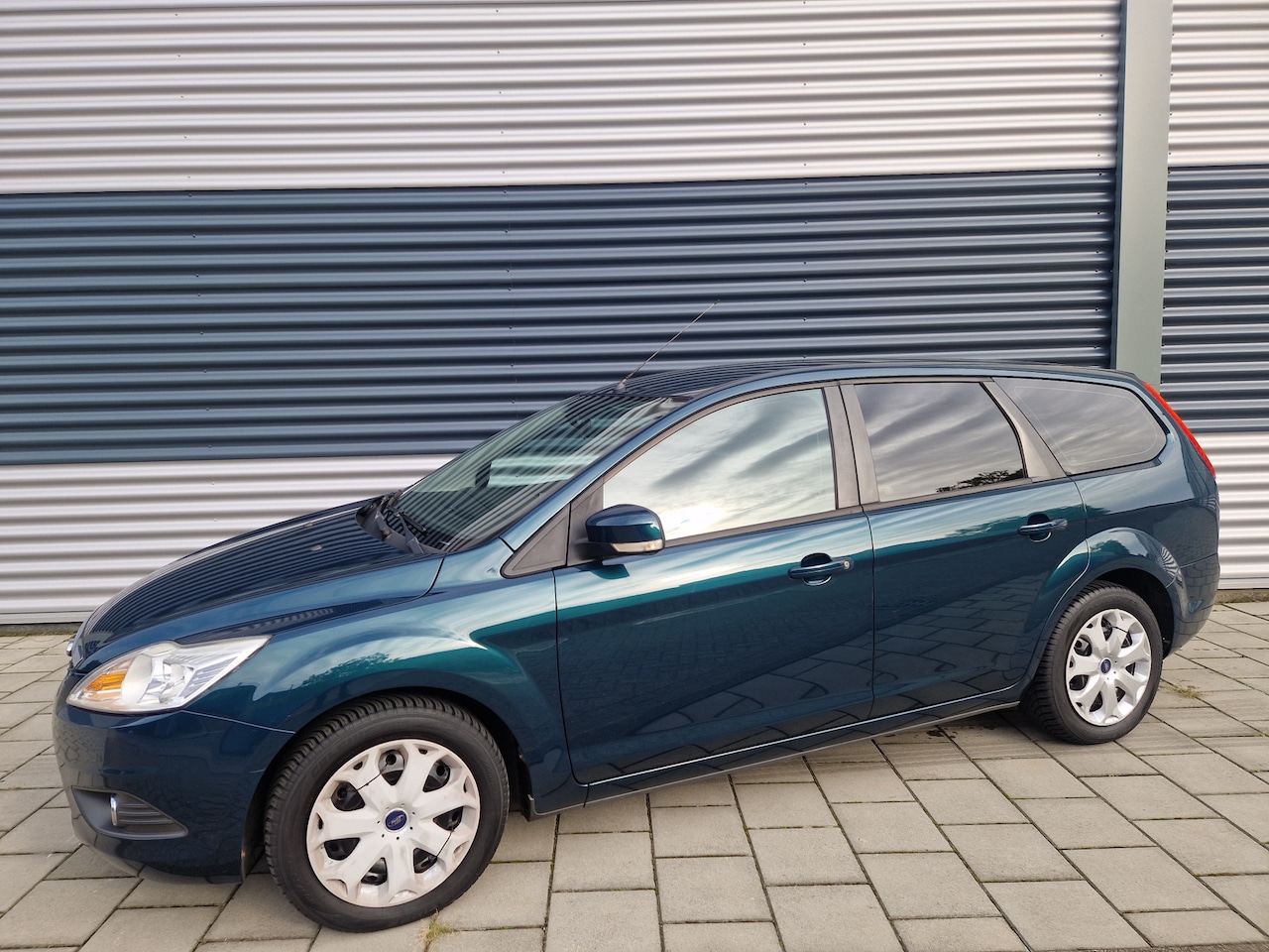 Ford Focus Wagon - 1.6 Trend 1.6 Trend - AutoWereld.nl