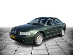 Audi A4 Limousine - 1.8 5V Advance * TREKHAAK * NIEUWE APK 02-2027