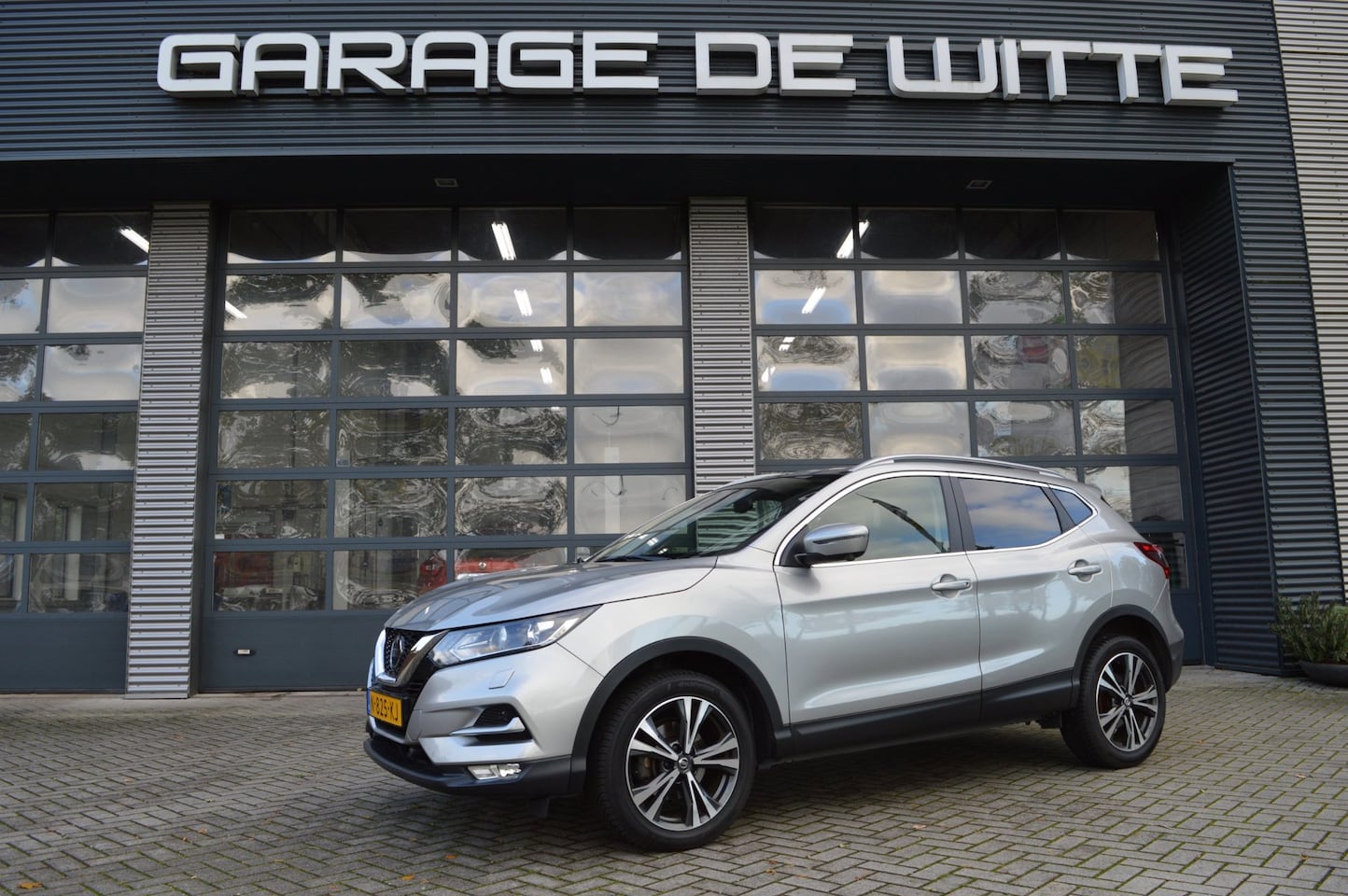 Nissan Qashqai - 1.2 N-Connecta 1.2 N-Connecta - AutoWereld.nl
