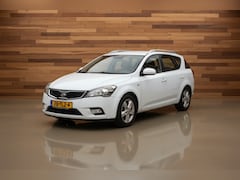 Kia Cee'd Sporty Wagon - 1.6 CRDi Navigator Plus Pack | NO APK ONLY EXPORT