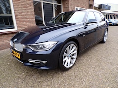 BMW 3-serie Touring - 328i High Executive Automaat / Navi