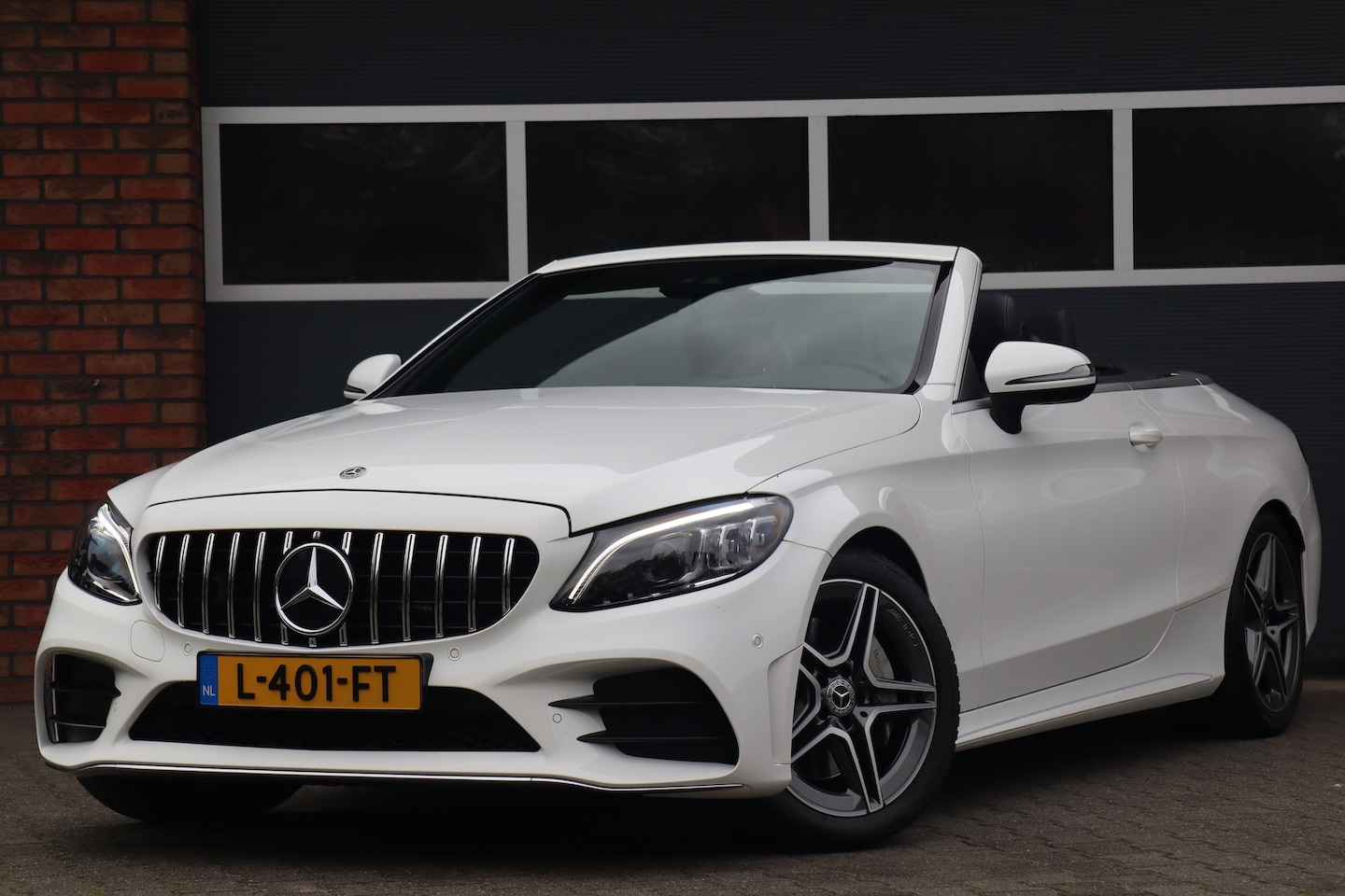 Mercedes-Benz C-klasse Cabrio - 300 AMG, Multibeam - AutoWereld.nl