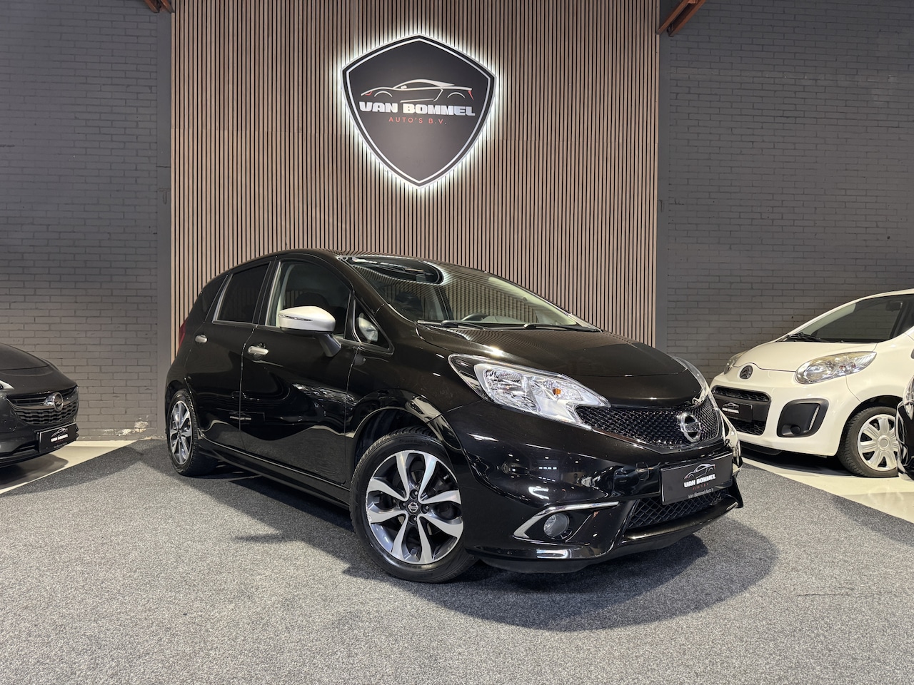 Nissan Note - 1.2 DIG-S N-TEC ClimaC.CruiseC.Navi.Camara.LMV!!! - AutoWereld.nl
