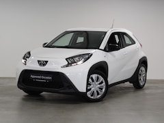 Toyota Aygo X - 1.0 VVT-i MT Play | Dealer onderhouden | Achteruitrijcamera | Adaptieve cruise control