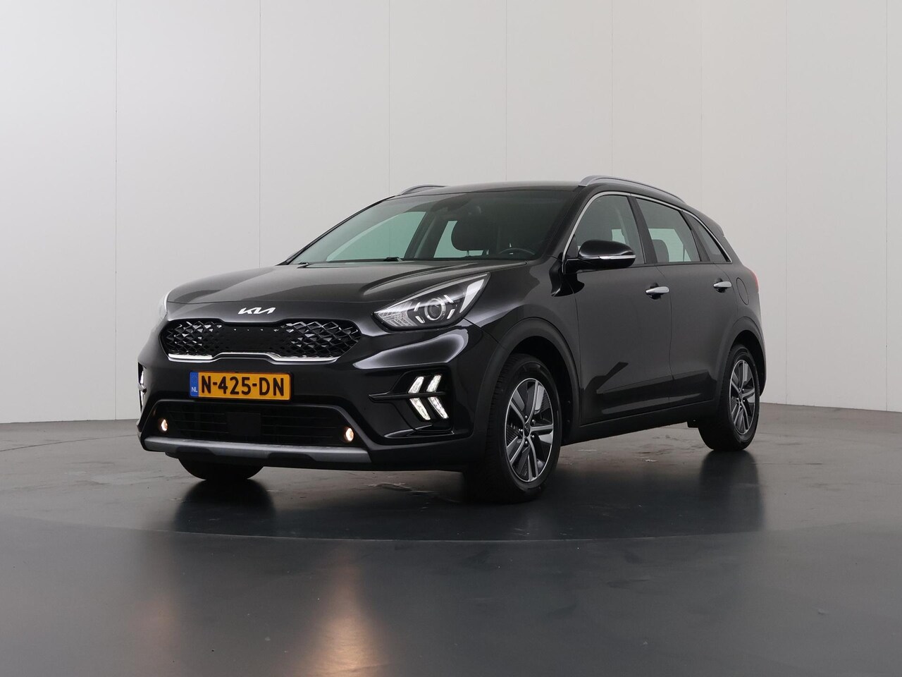 Kia Niro - 1.6 GDi Hybrid DynamicLine | Trekhaak | Navigatie | DAB | Camera | Apple Carplay/Android A - AutoWereld.nl