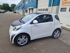 Toyota iQ - 1.0 VVTi SPECIAL EDITION met AIRCO, IN PRIJS VERLAAGD , zeer compleet uitgevoerd