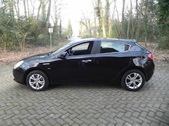 Alfa Romeo Giulietta - 1.4 T Distinctive Lusso