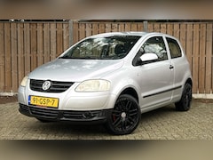 Volkswagen Fox - 1.2 Trendline 1 JAAR APK