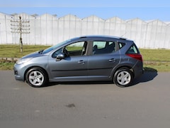 Peugeot 207 SW - 1.4 VTi X-line met Airco en Panoramadak
