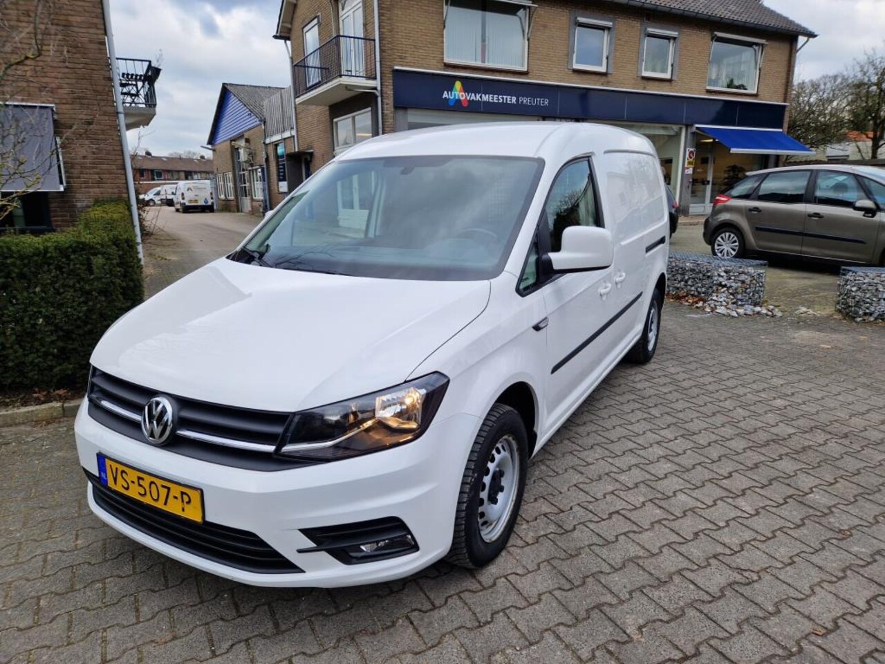 Volkswagen Caddy - 2.0 TDI Automaat L2H1 1e eigenaar - AutoWereld.nl