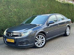 Opel Vectra GTS - 2.2-16V Executive /AUTOMAAT/XENON/LAGEKM/PDC/