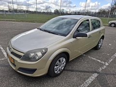 Opel Astra - 1.6 Essentia automaat , apk 3-2027