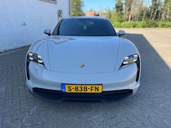 Porsche Taycan - 79 kWh | Luchtvering | Carplay | Camera | Comfort Access | Inruil (beperkt) mogelijk