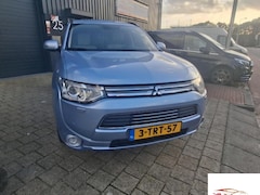 Mitsubishi Outlander - 2.0 PHEV Instyle+ | NAP|€ 4.499,