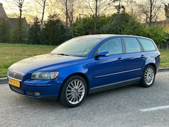 Volvo V50 - 1.8 Momentum 2006 trekhaak airco cruise control goed rijdend