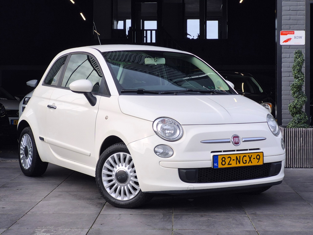 Fiat 500 - 1.2 Pop|AUT|1e eig|NAP|Airco|El.Ramen|D.Riem VV|APK - AutoWereld.nl