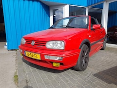 Volkswagen Golf Cabriolet - 1.8 Avantgarde