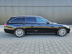 Mercedes-Benz E-klasse Estate - 200 4MATIC Premium Plus/ 360 CAMERA/ PARK ASSIST/ BLIND SPOT ASSIST/ TREKHAAK