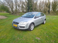 Ford Focus - 1.6-16V Trend