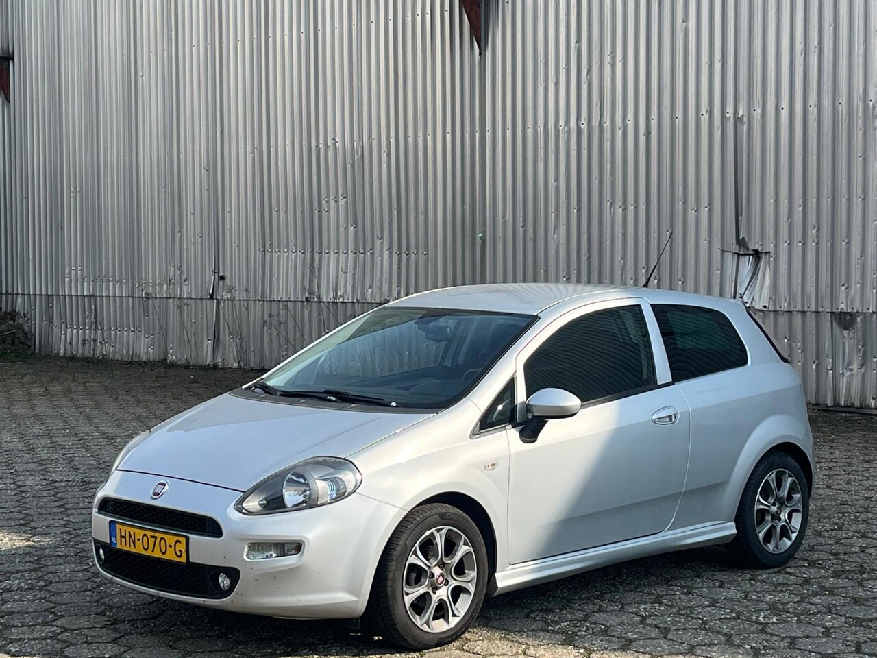 Fiat Punto Evo - 1.3 M-Jet Lounge 1.3 M-Jet Lounge - AutoWereld.nl