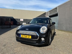 MINI Cooper - 1.5 Automaat Clima Cruise Navi Keyless LM-Wielen APK NAP