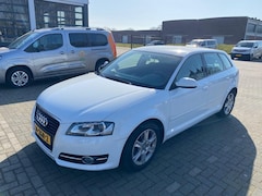 Audi A3 Sportback - 1.4 TFSI Attraction Advance
