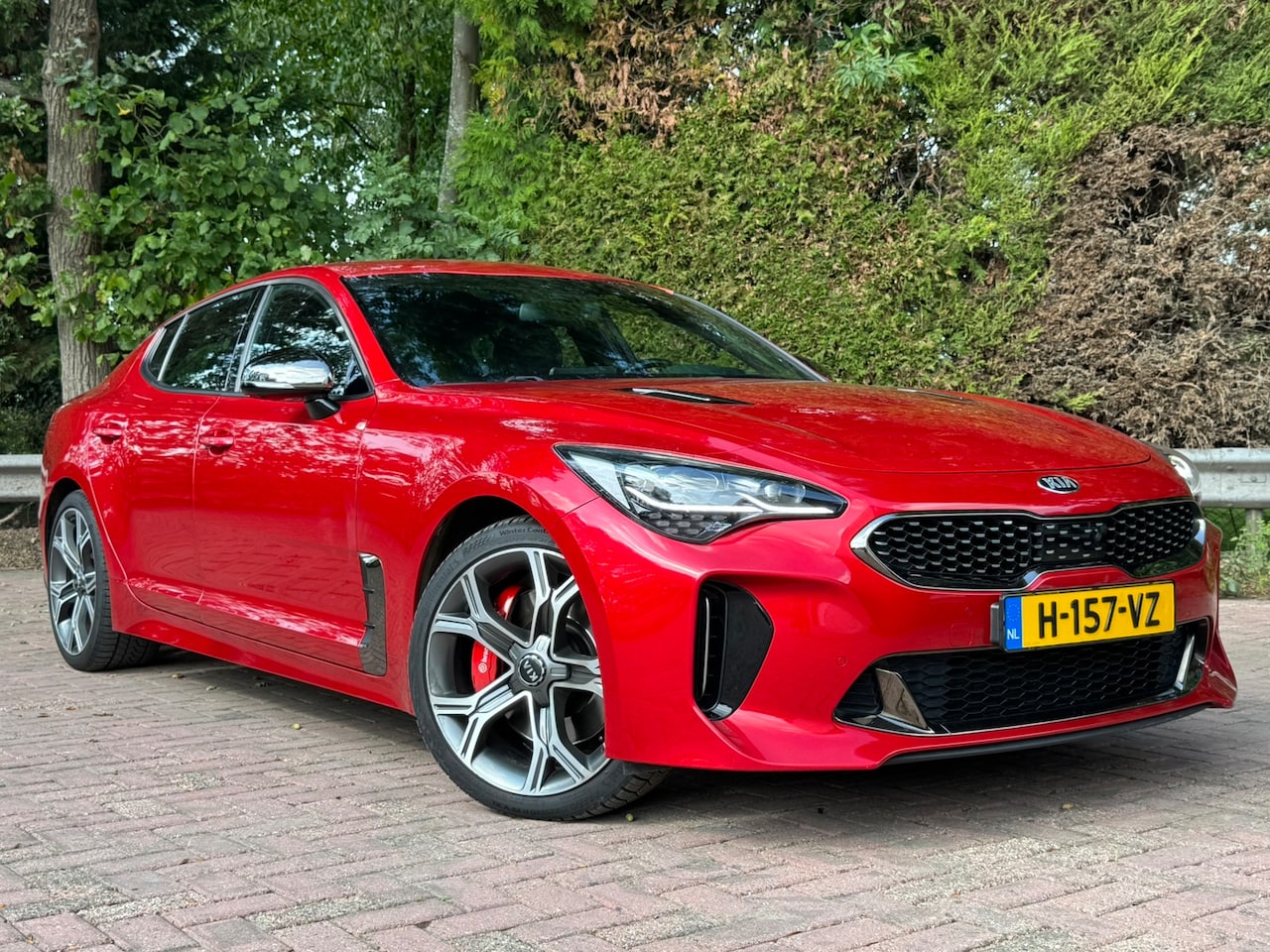 Kia Stinger - 3.3 V6 T-GDI AWD GT 3.3 V6 T-GDI AWD GT 370PK - AutoWereld.nl