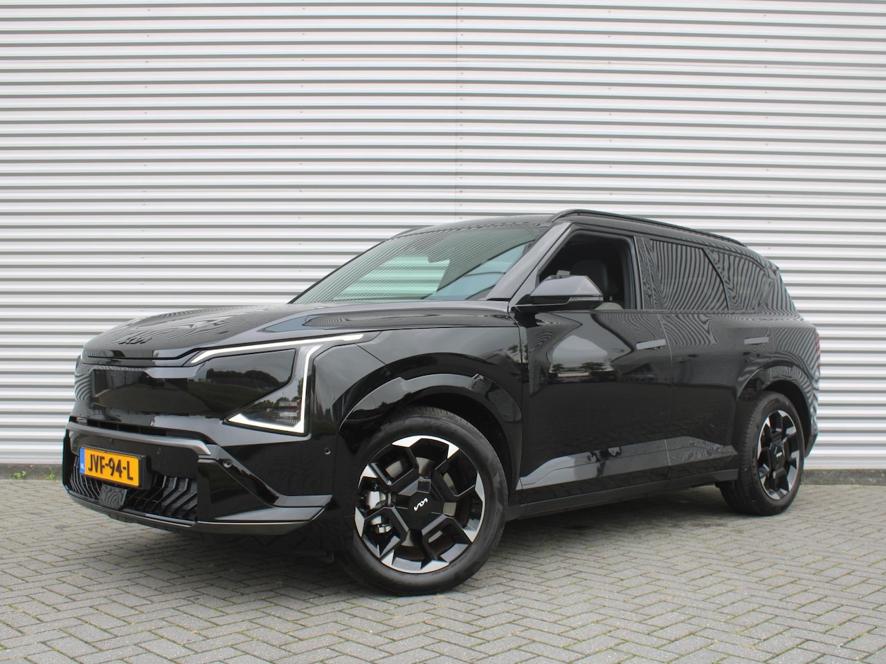 Kia EV5 - GT-PlusLine 81.4 kWh | Schuifdak | Stuur-/stoelverwarming + ventilatie | Warmtepomp | 360 - AutoWereld.nl